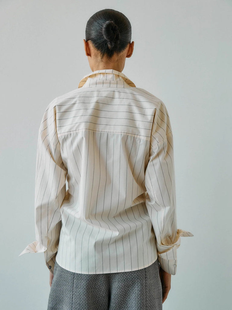 Beatrice Shirt | Pinstripes Off White - Skjønn Concept Store