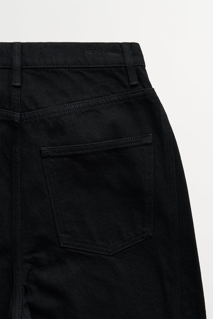 Bille Barrel Jean | Black - Skjønn Concept Store