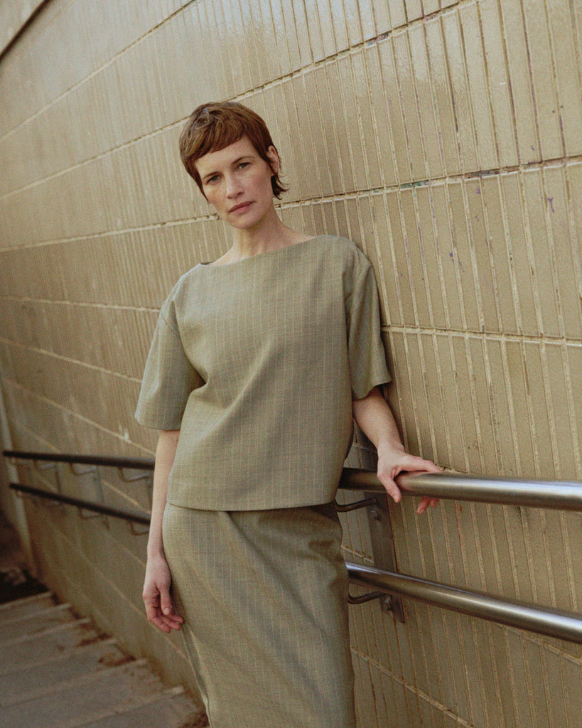 Blond Tee | Light Grey/Ecru - Skjønn Concept Store