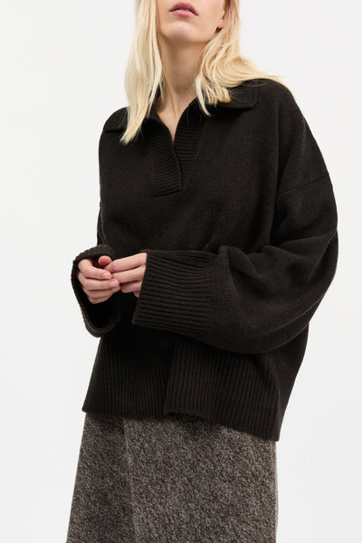 Dean V - Neck Jumper | Deep Brown - Skjønn Concept Store