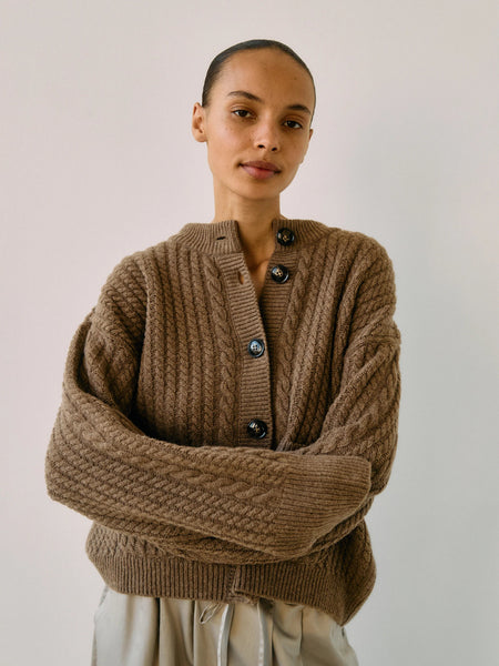 Gertrud Cable Cardigan | Coffee Melange - Skjønn Concept Store