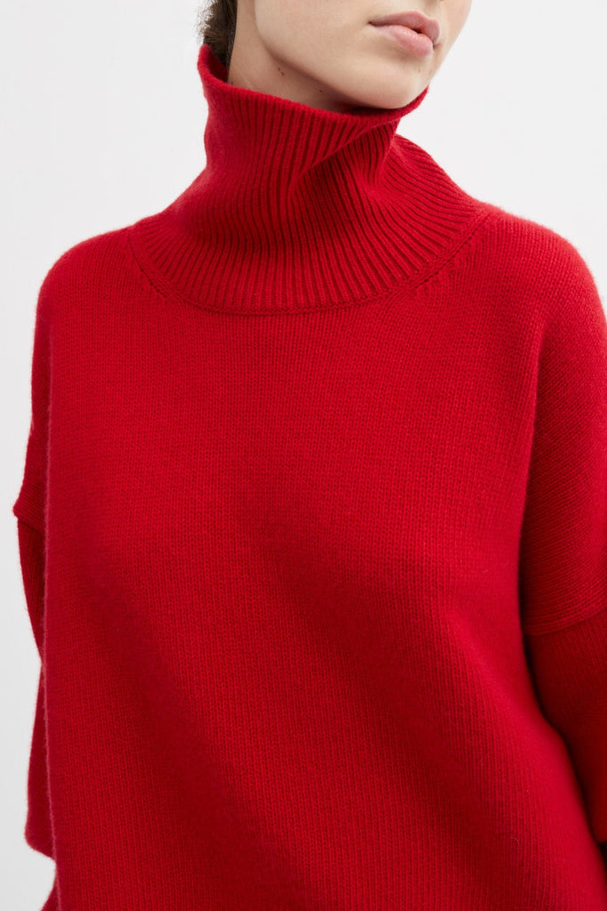 Silene t - neck | Aurora Red - Skjønn Concept Store