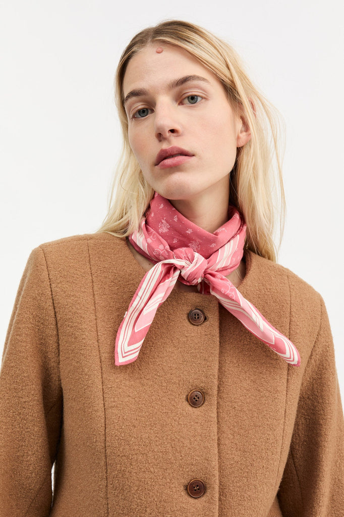 Skall Classic Scarf 90x90 | Hot Pink - Skjønn Concept Store