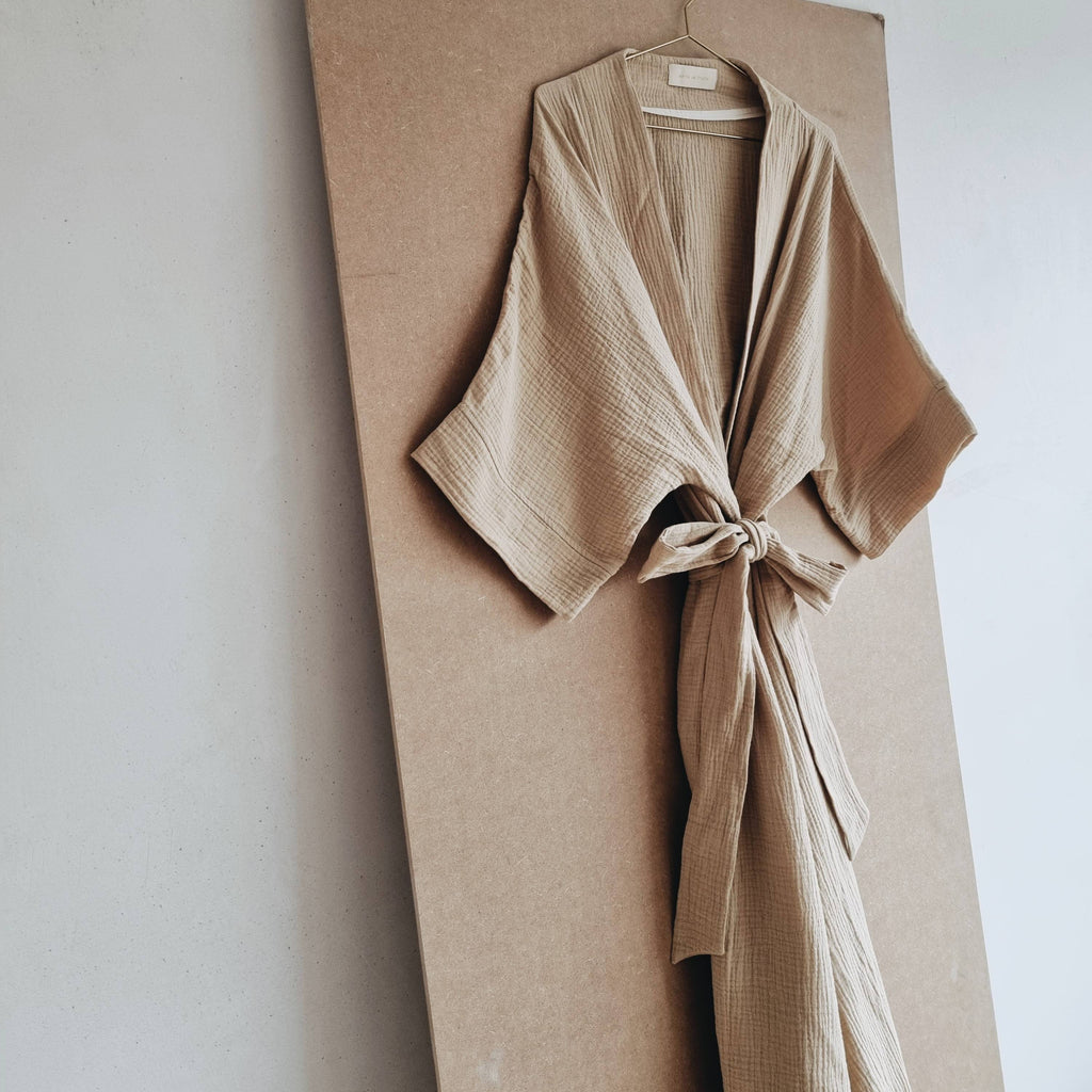 Madeleine - The Mama Kimono | Beige - Skjønn Concept Store